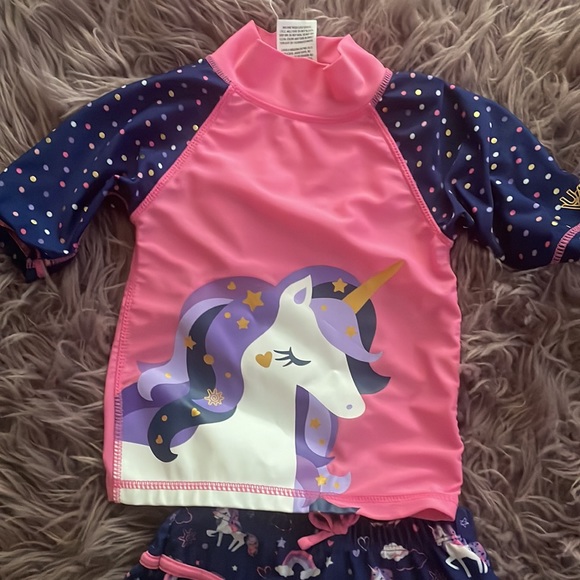 3t/4t 4 bathing suit bundle - Picture 6 of 7